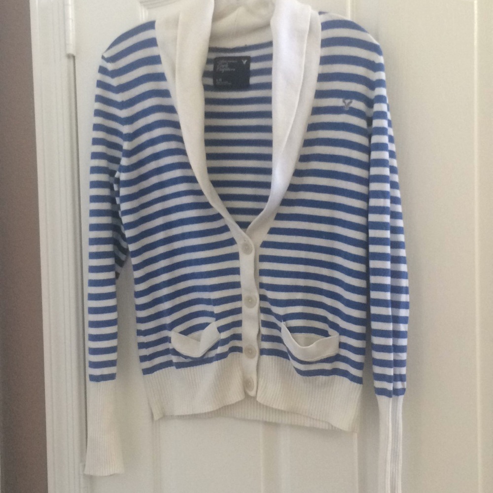 FINAL MARKDOWN American eagle outfitters cardigan sweater large